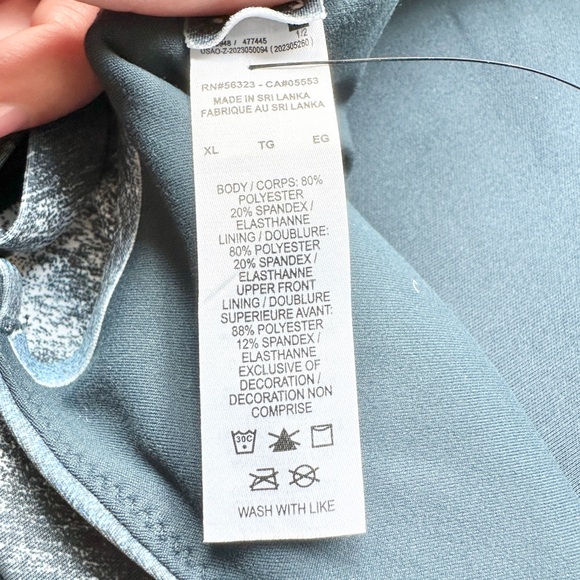 NWT Nike XL Light Support Sports Bra Lined Convertible Straps Tie Dye Longline - Picture 7 of 8